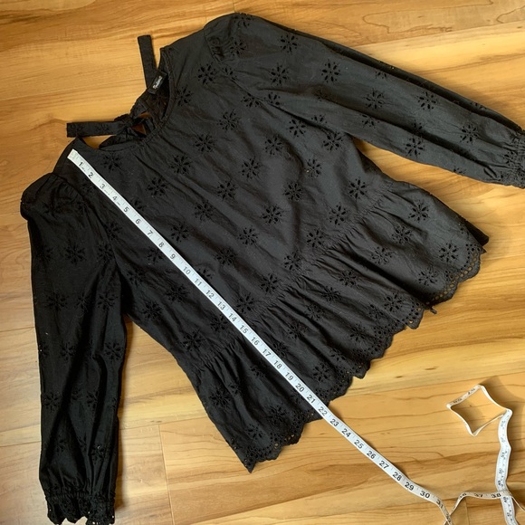 MADEWELL Eyelet Keyhole Peplum Top in Black - Picture 8 of 14